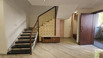 Living Room Image of 2400 Sq.ft 3 BHK Independent House for sale in Nipania Indore for Rs. 18500001