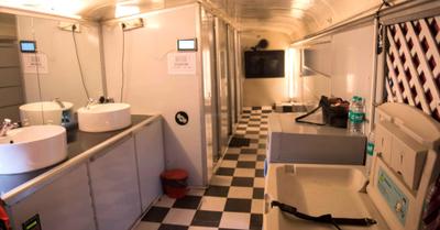 Bathroom Image of 8500 Sq.ft 9 BHK Apartment / Flat for sale in Raiaskaran, Andheri West Mumbai for Rs. 300000000
