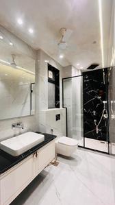 Bathroom Image of 2250 Sq.ft 3 BHK Builder Floor for sale in Sector 55 Gurgaon for Rs. 26000000