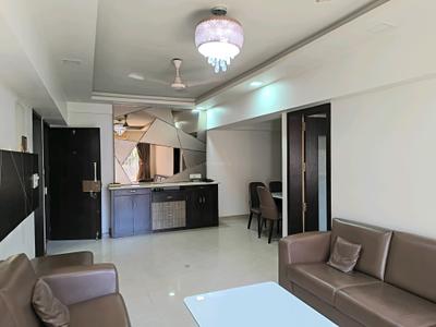 Living Room Image of 1320 Sq.ft 3 BHK Apartment / Flat for sale in Khar West Mumbai for Rs. 58000000