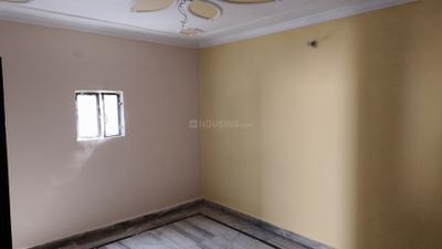 Bedroom Image of 450 Sq.ft 2 BHK Builder Floor for rent in Mahavir Enclave New Delhi for Rs. 9000
