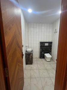 Bedroom Image of 1000 Sq.ft 3 BHK Builder Floor for sale in Pitampura New Delhi for Rs. 9000000