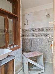 Common Bathroom Image of 900 Sq.ft 3 BHK Apartment / Flat for sale in Planner PNM Homes by Planner N Maker, Raju Parak Extension New Delhi for Rs. 7500000