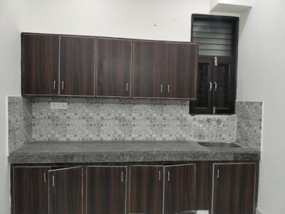 Kitchen Image of 800 Sq.ft 2 BHK Apartment / Flat for sale in CI Golf City, Kambakshpur Noida for Rs. 3088000
