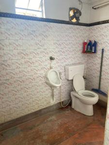 Bathroom Image of 2700 Sq.ft 4 BHK Independent House for sale in Birati Kolkata for Rs. 7500000
