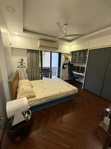 Bedroom Image of 1600 Sq.ft 4 BHK Apartment / Flat for sale in Santacruz West Mumbai for Rs. 83000000