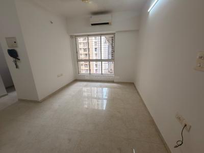 Living Room Image of 550 Sq.ft 1 BHK Apartment / Flat for rent in Lodha Amara, Kolshet Thane for Rs. 26500