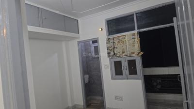 Bedroom Image of 800 Sq.ft 3 BHK Builder Floor for sale in Laxmi Nagar New Delhi for Rs. 5500000