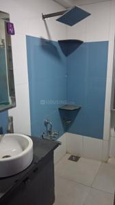 Bathroom Image of 1000 Sq.ft 3 BHK Apartment / Flat for rent in Green City, Bhesan Surat for Rs. 30000