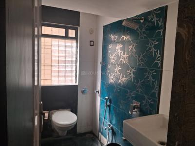 Bathroom Image of 1000 Sq.ft 2 BHK Apartment / Flat for rent in Thane West Thane for Rs. 35000