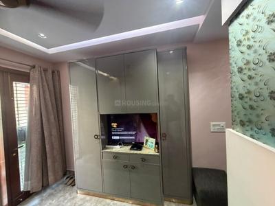 Bedroom Image of 1500 Sq.ft 3 BHK Builder Floor for rent in Sarvapriya Vihar New Delhi for Rs. 140000