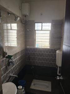 Bathroom Image of 600 Sq.ft 1 BHK Apartment / Flat for rent in Gotal Pajri Nagpur for Rs. 17000