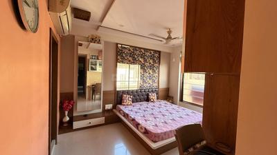 Bedroom Image of 1800 Sq.ft 3 BHK Apartment / Flat for sale in Naranpura Ahmedabad for Rs. 13500000