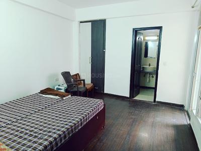 Bedroom Image of 1317 Sq.ft 2.5 BHK Apartment / Flat for sale in Golfgreen Elite Homz, Sector 77 Noida for Rs. 16600000