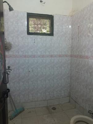 Bathroom Image of 646 Sq.ft 2 BHK Independent House for sale in Sector 15 Rohini New Delhi for Rs. 8000000