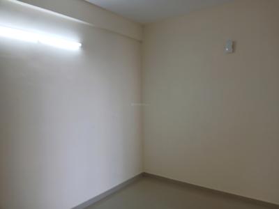 Living Room Image of 750 Sq.ft 3 BHK Apartment / Flat for rent in Pyramid Infinity, Sector 70 Gurgaon for Rs. 21000