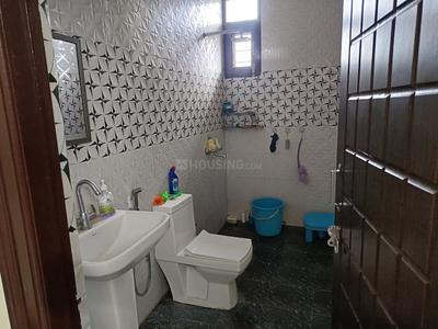 Bathroom Image of 1100 Sq.ft 2 BHK Apartment / Flat for sale in Sahastradhara Road Dehradun for Rs. 5500000