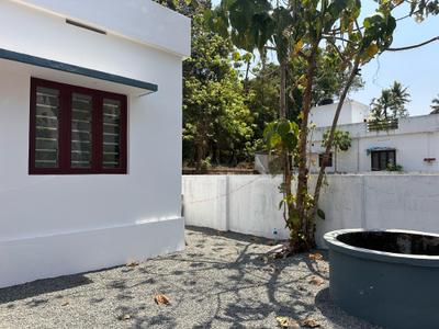 Balcony Image of 1500 Sq.ft 3 BHK Villa for sale in Angamaly Kochi for Rs. 5800000