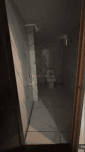 Bathroom Image of 600 Sq.ft 1 BHK Independent House for rent in Adhartal Jabalpur for Rs. 8000