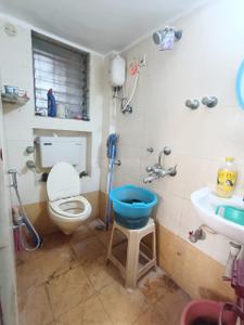 Bathroom Image of 617 Sq.ft 2 BHK Apartment / Flat for sale in Dahisar West Mumbai for Rs. 14000000
