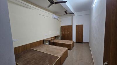 Bedroom Image of 190 Sq.ft 1 R Apartment / Flat for rent in Chandralok Lucknow for Rs. 21000
