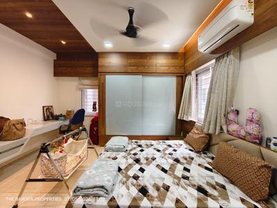 Bedroom Image of 2500 Sq.ft 5 BHK Apartment / Flat for sale in Darshanam Club Life, Undera Vadodara for Rs. 25000000