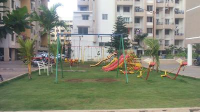 Image of 1055 Sq.ft 2 BHK Apartment / Flat for rent in Vardhaman Heights Phase2, Rahatani, Pune for Rs. 29000