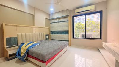 Bedroom Image of 1800 Sq.ft 3 BHK Apartment / Flat for rent in Anandvalli Nashik for Rs. 38000