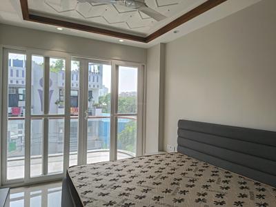 Bedroom Image of 1850 Sq.ft 4 BHK Builder Floor for sale in Indirapuram Ghaziabad for Rs. 22500000