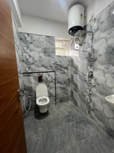 Bathroom Image of 1500 Sq.ft 3 BHK Builder Floor for rent in Gnana Bharathi Bengaluru for Rs. 42000