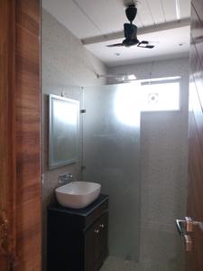 Common Bathroom Image of 2403 Sq.ft 4 BHK Builder Floor for sale in Puri Aman Villas, Sector 89 Faridabad for Rs. 24500000