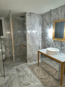 Bathroom Image of 5400 Sq.ft 4.5 BHK Apartment / Flat for sale in Panchshil Yoopune, Magarpatta City Pune for Rs. 100000000