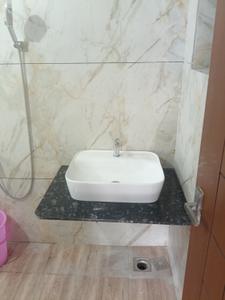 Bathroom Image of 2150 Sq.ft 3 BHK Villa for rent in Kallekkad Palakkad for Rs. 27000