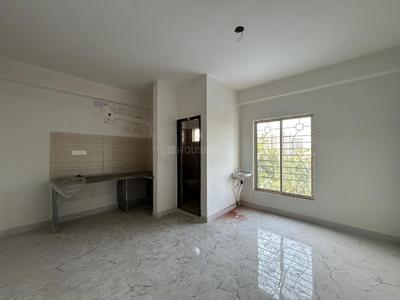 Hall Image of 734 Sq.ft 2 BHK Apartment / Flat for sale in Chinar Park Kolkata for Rs. 4200000
