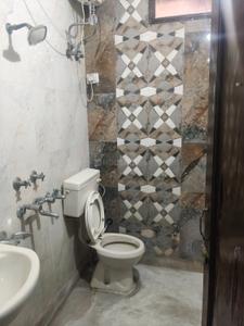 Bathroom Image of 1076 Sq.ft 2 BHK Independent House for rent in Tagore Garden Extension New Delhi for Rs. 20000