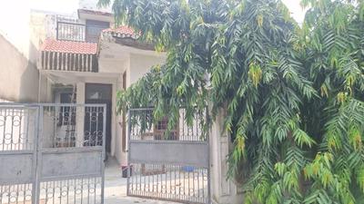 Image of 200 Sq.ft Residential Plot / Land for sale in Omicron 1A, Greater Noida for Rs. 30000000