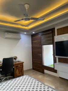 Bedroom Image of 1800 Sq.ft 3 BHK Builder Floor for sale in Mansarover Garden New Delhi for Rs. 35500000