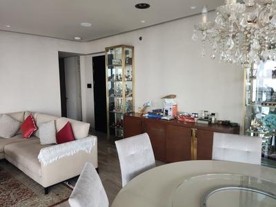 Living Room Image of 3300 Sq.ft 4 BHK Apartment / Flat for sale in Lodha World Crest, Lower Parel Mumbai for Rs. 162500000
