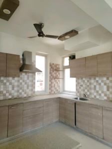 Kitchen Image of 4200 Sq.ft 4 BHK Apartment / Flat for sale in Unitech The Close South, Sector 50 Gurgaon for Rs. 71000000