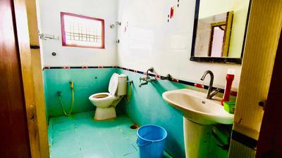 Bathroom Image of 2580 Sq.ft 3 BHK Apartment / Flat for sale in Yella Reddy Guda Hyderabad for Rs. 18000000
