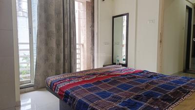 Bedroom Image of 945 Sq.ft 2 BHK Apartment / Flat for rent in RDC Pinewood, Kasarvadavali Thane for Rs. 33000