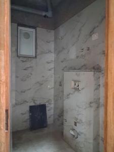 Common Bathroom Image of 1100 Sq.ft 2 BHK Apartment / Flat for sale in DM Infra, Sector 104 Noida for Rs. 4500023