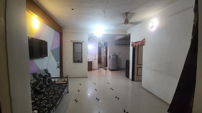 Living Room Image of 1700 Sq.ft 3 BHK Apartment / Flat for rent in Shri Bhakti Dharm Township, Sima Nagar Surat for Rs. 20000