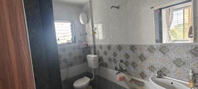 Bathroom Image of 1200 Sq.ft 2 BHK Apartment / Flat for rent in Tagore Nagar Nashik for Rs. 18000