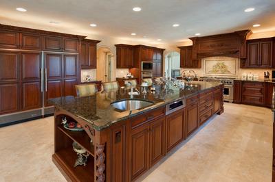 Kitchen Image of 1100 Sq.ft 2 BHK Apartment / Flat for sale in Erandwane Pune for Rs. 17500000
