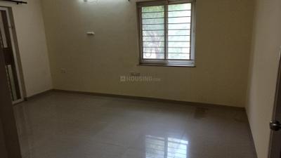 Bedroom Image of 1300 Sq.ft 2 BHK Apartment / Flat for rent in Kumar Picasso Tower A B1 B2 E O1 O2, Hadapsar Pune for Rs. 37000