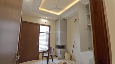 Bedroom Image of 1300 Sq.ft 3 BHK Independent House for rent in BPTP District 5, Sector 84 Faridabad for Rs. 30000