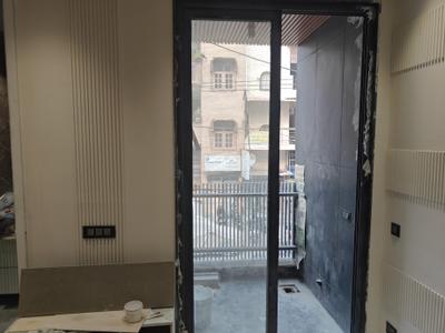 Bedroom Image of 1000 Sq.ft 2 BHK Builder Floor for sale in Lajpat Nagar New Delhi for Rs. 22500000