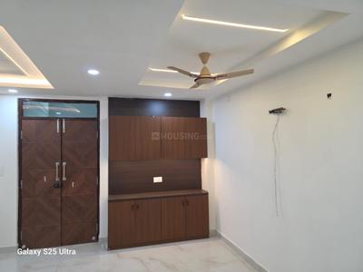 Bedroom Image of 1600 Sq.ft 3 BHK Apartment / Flat for rent in Sunderpur Varanasi for Rs. 28000
