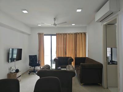 Living Room Image of 750 Sq.ft 2 BHK Apartment / Flat for sale in Lodha New Cuffe Parade, Sion Mumbai for Rs. 27000000